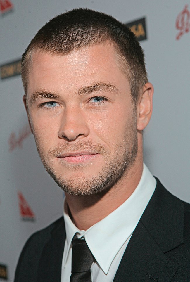 chris hemsworth height and weight. hair at Chris Hemsworth as